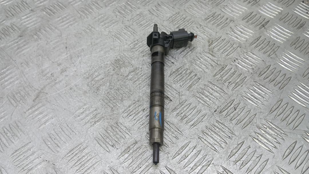 форсунка Volkswagen Golf 6 поколение 2011, 2.0 л., дизель, МКПП, хетчбэк 5 дв., 0986435360, 18012201596 - фото №1