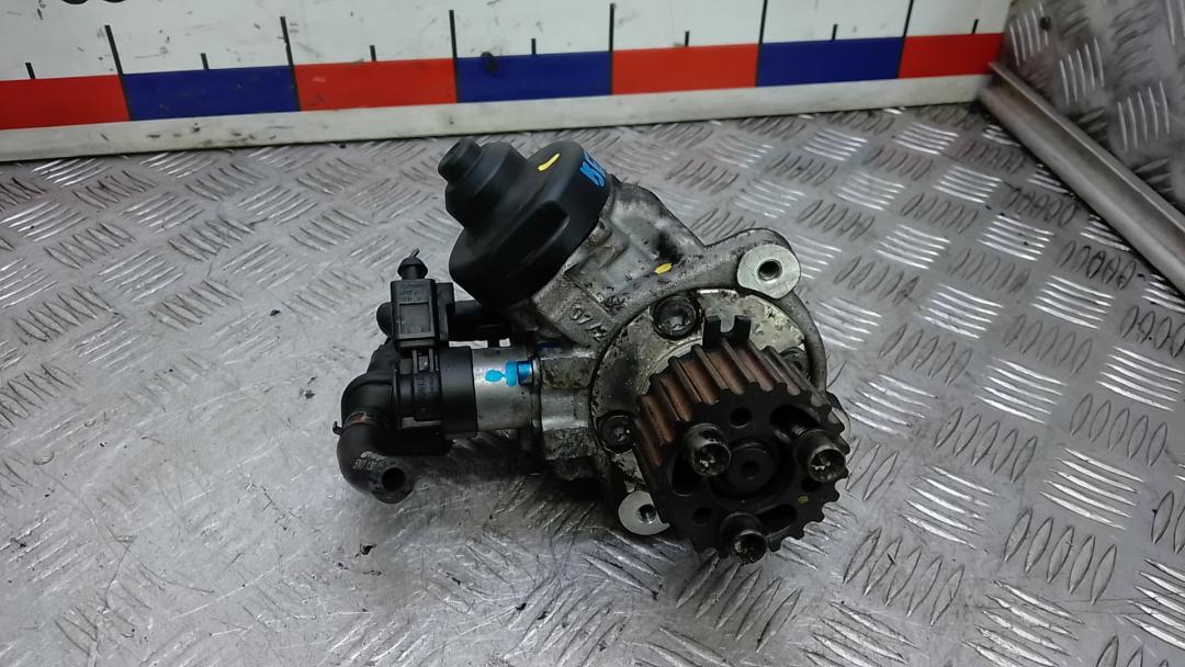 ТНВД Volkswagen Passat B6 2007, 2.0 л., дизель, МКПП, седан, 03L130755, 0445010507 - фото №1