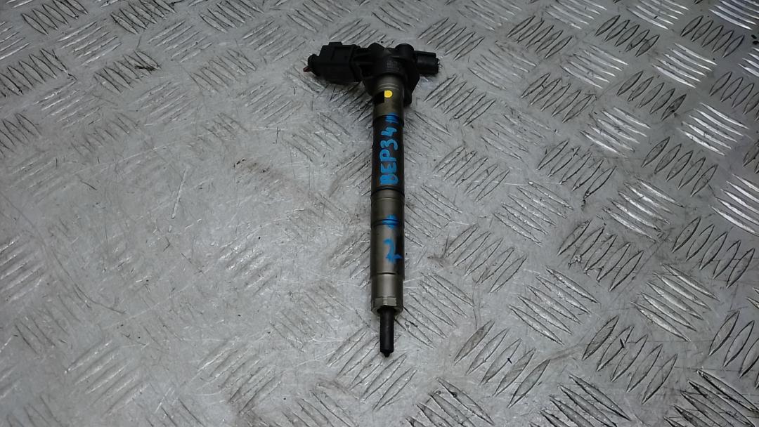 форсунка Volkswagen Passat B6 2007, 2.0 л., дизель, МКПП, седан, 03L130277, 0445116030 - фото №1