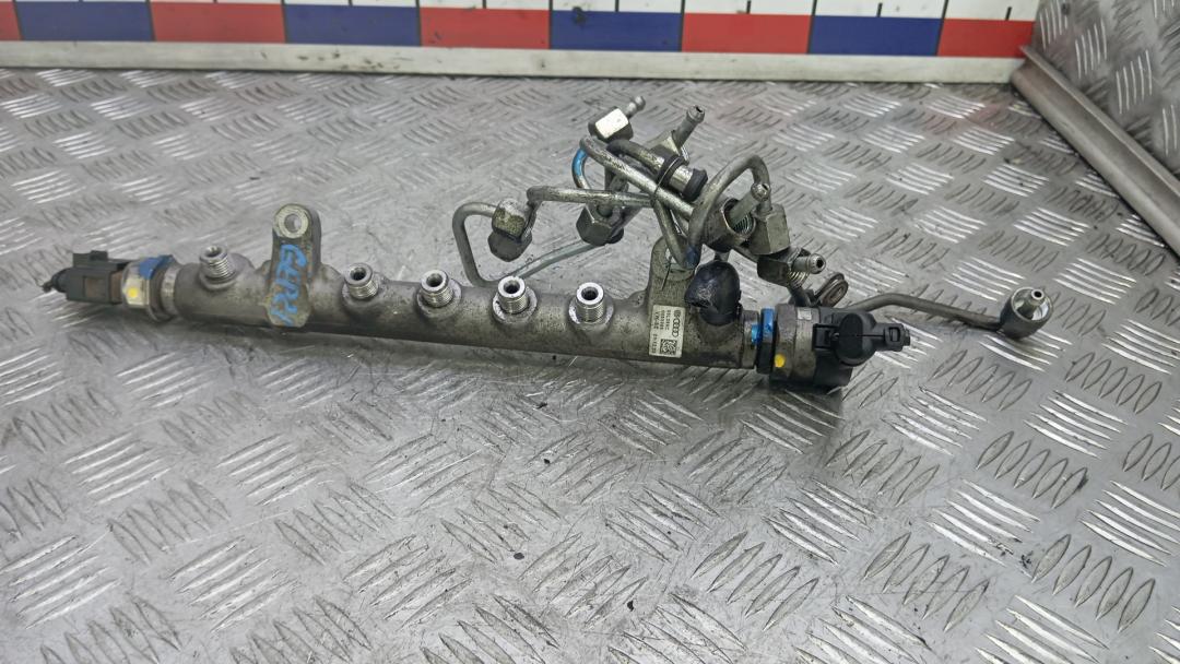 топливная рампа Volkswagen Passat B6 2010, 2.0 л., TDi, дизель, МКПП, седан, 03L089C - фото №1