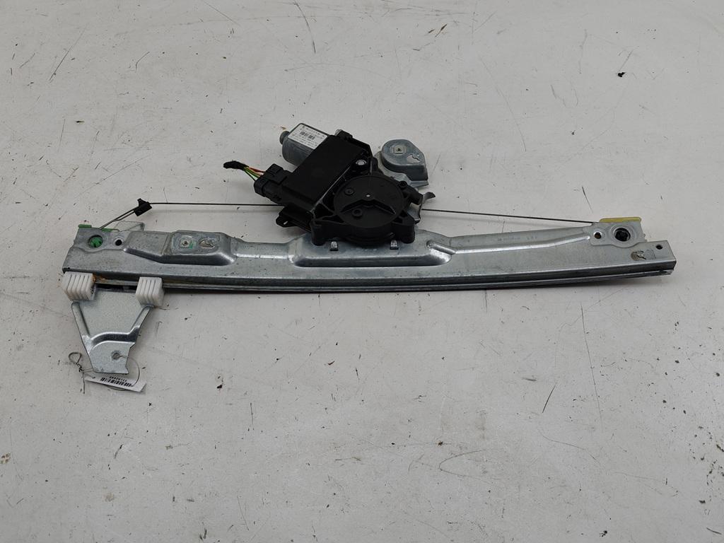 стеклоподъемник электрический передний правый Peugeot 308 T7 2011, 1.4 л., бензин, МКПП, серый, универсал, 9657247580, 959826980