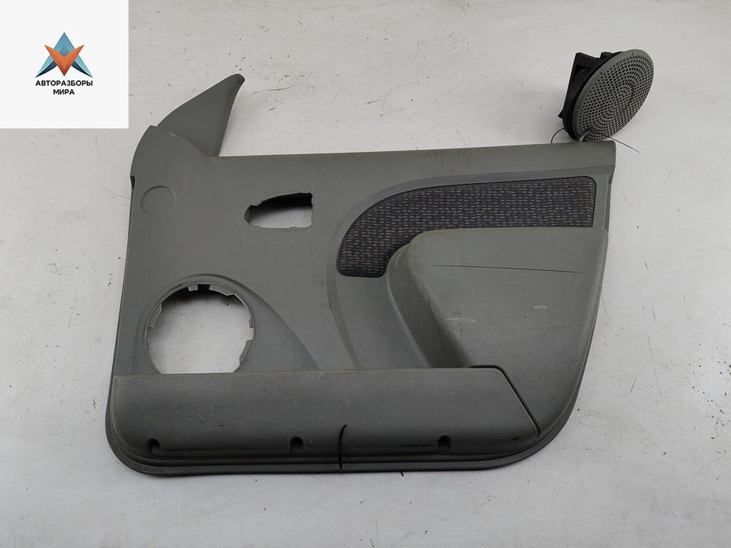 обшивка двери передняя правая Dacia (Renault) Logan 2007, 1.5 л., дизель, МКПП, синий, универсал, 8200295814 - фото №1