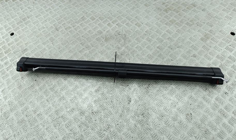 шторка багажника Volkswagen Golf 5 поколение 2007, 1.4 л., бензин, МКПП, зелёный, универсал - фото №1