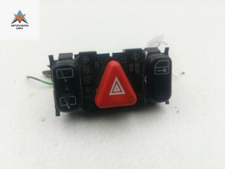 кнопка аварийной сигнализации Mercedes-Benz C-Класс W202/S202 1996, 2.0 л., бензин, АКПП, синий, универсал, 2028207410