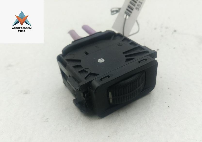 кнопка корректора фар Mercedes-Benz C-Класс W202/S202 1996, 2.0 л., бензин, АКПП, синий, универсал - фото №1