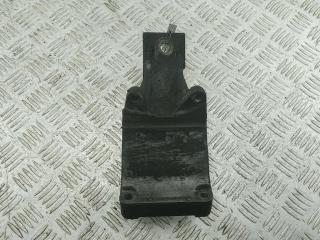 кронштейн двигателя Mercedes-Benz M-Class ML W163 2001, 2.7 л., дизель, АКПП, серый, внедорожник 5 дв., 6122230204