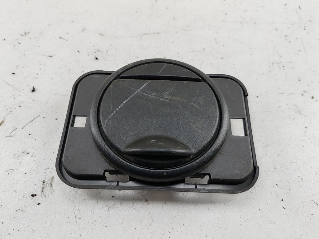 пепельница Dacia (Renault) Logan I 2007, 1.5 л., дизель, МКПП, синий, универсал, 8200466520