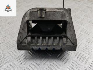 подушка крепления двигателя Volkswagen Golf 5 поколение 2007, 1.4 л., бензин, МКПП, зелёный, универсал, 1K0199262