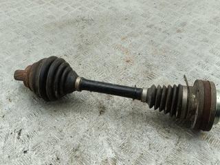 полуось передняя левая (приводной вал, ШРУС) Volkswagen Passat B6 2008, 2.0 л., дизель, МКПП, синий, универсал