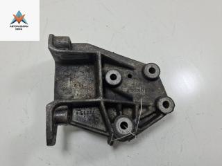 кронштейн двигателя Renault Espace 3 поколение 1996, 2.0 л., бензин, МКПП, серый, минивэн, 7700817177E