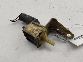 клапан вакуумного управления Audi A6 C4 1996, 2.5 л., дизель, МКПП, красный, универсал, 4B7906283A