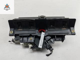 ручка крышки багажника Audi A6 4B/C5 1998, зелёный, седан, 8D9827565H