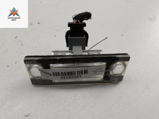 подсветка номера Audi A4 B5 1995, 1.6 л., бензин, МКПП, зелёный, седан, 8D0943021