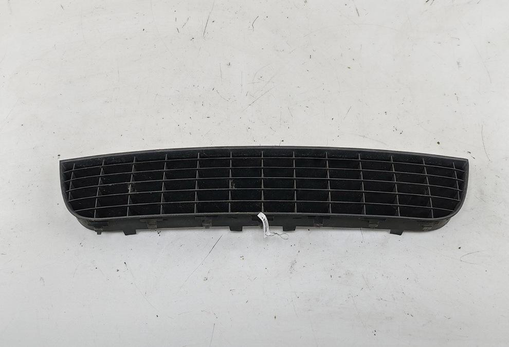 заглушка (решетка) в бампер Fiat Grande Punto 1 поколение 2007, 1.3 л., дизель, МКПП, жёлтый, хетчбэк 3 дв., ST42271 - фото №1