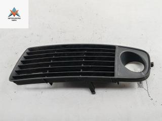 рамка фары противотуманной левой Audi A6 4B/C5 1998, 1.8 л., бензин, МКПП, серый, седан, 4B0807681J