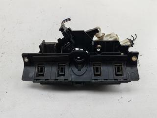 кнопка открытия багажника Audi A6 4B/C5 1997, 2.8 л., бензин, АКПП, синий, седан, 4B0827565H