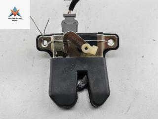 замок багажника Audi A4 B5 1995, седан, 8D5827505