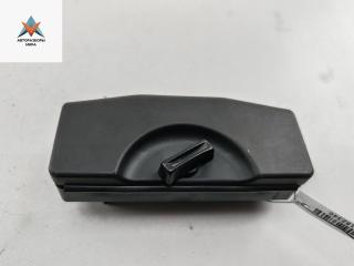 кронштейн (крепление) Audi A4 B5 1995, 1.6 л., бензин, МКПП, зелёный, седан, 8G0860285.4A5860297