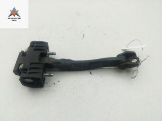 ограничитель открывания двери Opel Astra H/Family [рестайлинг] 2005, хетчбэк 5 дв., 13107175