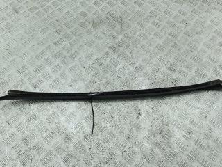 молдинг лобового стекла Volkswagen Passat B6 2008, 2.0 л., дизель, МКПП, синий, универсал