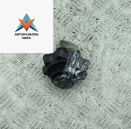 крепление запаски Skoda Octavia mk2 (A5 1Z) 2005, 2.0 л., бензин, МКПП, серый, хетчбэк 5 дв. - фото №1