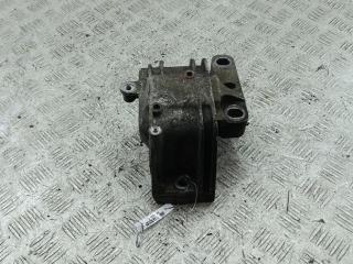 подушка крепления КПП Volkswagen Golf-5 Plus 2006, 2.0 л., дизель, МКПП, чёрный, хетчбэк 5 дв.