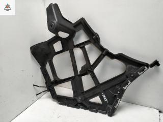 кронштейн заднего бампера Renault Laguna 3 поколение 2008, 2.0 л., бензин, МКПП, чёрный, универсал, 850440002R