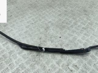 Щеткодержатель (поводок стеклоочистителя) передний Audi A4 B6 2002, 1.9 л., дизель, МКПП, чёрный, универсал, 8E1955407C