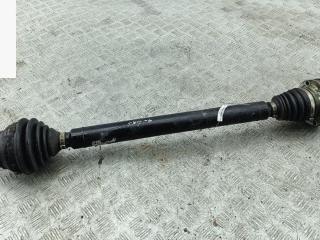 полуось передняя правая (приводной вал, ШРУС) Volkswagen Passat B6 2008, 2.0 л., дизель, МКПП, коричневый, универсал