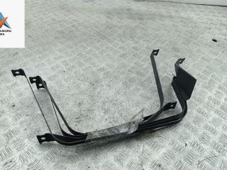 крепление бака топливного Audi Q7 4L [рестайлинг] 2011, 3.0 л., бензин, АКПП, чёрный, внедорожник 5 дв., 7L8201391