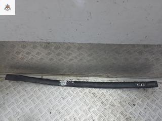 молдинг двери передней правой Opel Vectra B 1997, 1.8 л., бензин, МКПП, зелёный, универсал