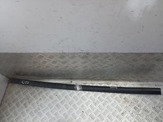 молдинг двери передней левой Opel Vectra B 1997, 1.8 л., бензин, МКПП, зелёный, универсал