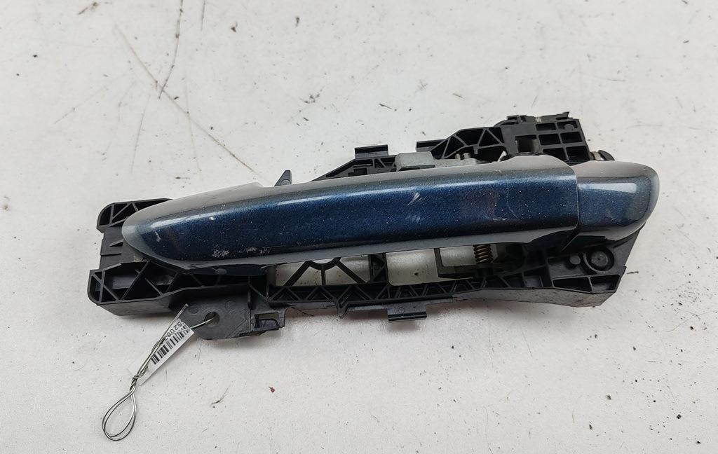 ручка наружная задняя левая Volkswagen Passat B6 2006, 2.0 л., дизель, МКПП, серый, универсал, 3C0837885G - фото №1