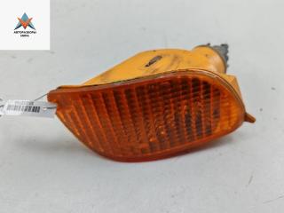 Поворотник (указатель поворота) правый Ford Focus 1 поколение 2000, 1.6 л., i, бензин, МКПП, синий, универсал, ASYXS4X13368A