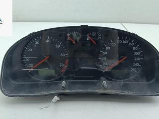 приборная панель Volkswagen Passat B5 1999, 1.6 л., бензин, МКПП, синий, универсал, 3B1919860
