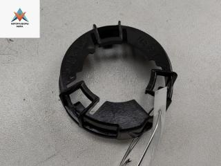 кронштейн (крепление) Opel Omega B [рестайлинг] 2001, 2.6 л., бензин, МКПП, серый, универсал, 148847