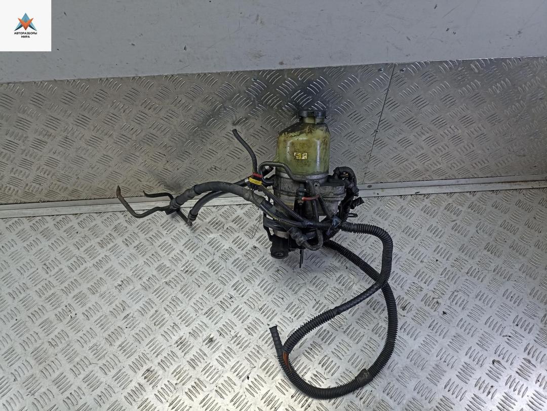 Насос гидроусилителя руля Opel Astra G 2001, 1.6 л., бензин, МКПП, чёрный, хетчбэк 5 дв. - фото №1