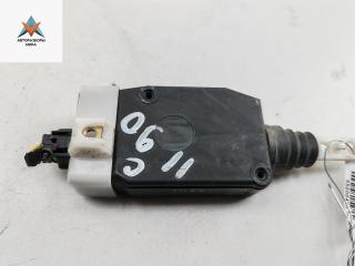 активатор (привод) замка двери Volvo S40 1 поколение [рестайлинг] 2002, 1.6 л., бензин, МКПП, синий, универсал, C4301