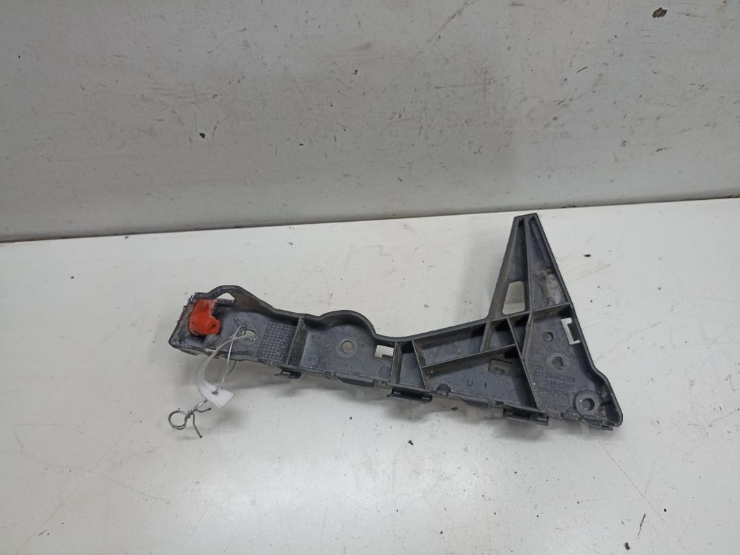 кронштейн переднего бампера Opel Astra H 2005, 1.6 л., бензин, МКПП, серый, хетчбэк 5 дв., 24460283