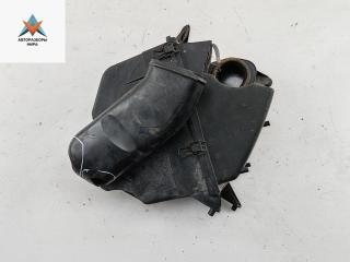 корпус воздушного фильтра Audi A6 4A/C4 1996, 2.5 л., дизель, МКПП, красный, универсал, 4A0129607J