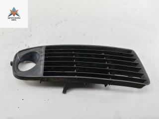 рамка фары противотуманной правой Audi A6 4B/C5 1998, 2.4 л., бензин, МКПП, зелёный, седан, 4B0807682H
