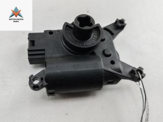 моторчик заслонки печки Audi Q7 4L [рестайлинг] 2011, 3.0 л., бензин, АКПП, чёрный, внедорожник 5 дв., 52411483R06