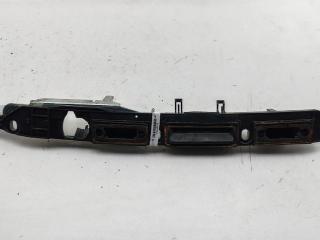 ручка крышки багажника Volkswagen Passat B5 [рестайлинг] 2001, серый, седан, 3B5827297