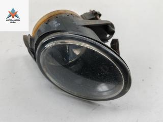 фара противотуманная левая Volkswagen Passat B6 2008, 2.0 л., дизель, МКПП, чёрный, универсал, HELLA