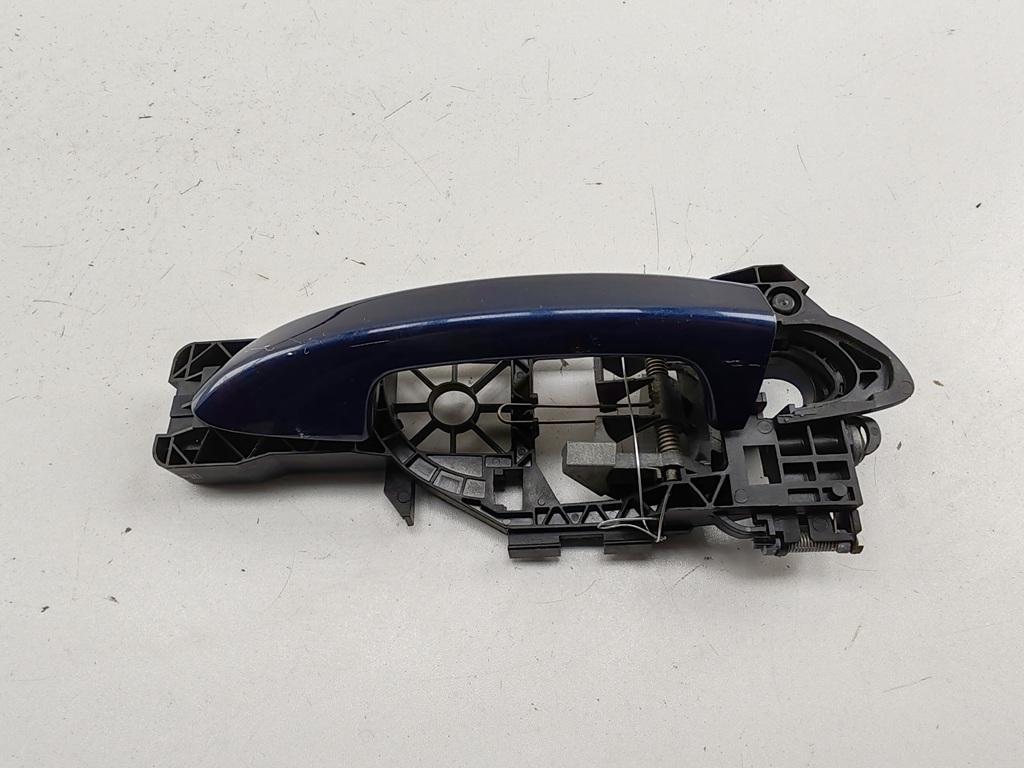 ручка наружная передняя правая Volkswagen Passat B6 2008, 2.0 л., дизель, МКПП, синий, универсал, 3C0837886J - фото №1