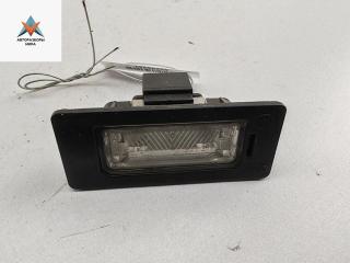 подсветка номера Volkswagen Passat B6 2008, 2.0 л., дизель, МКПП, чёрный, универсал, 8T0943021