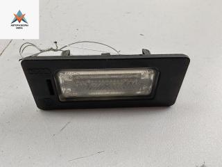 подсветка номера Volkswagen Passat B6 2008, 2.0 л., дизель, МКПП, чёрный, универсал, 8T0943021