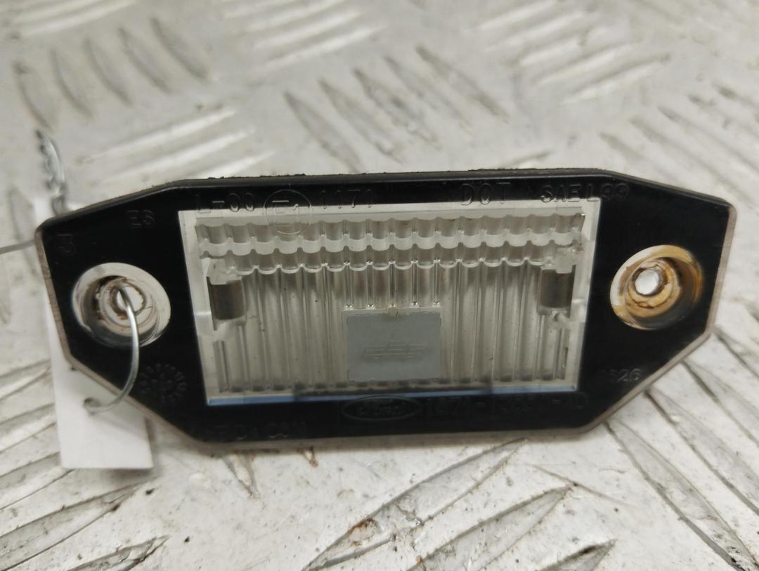 подсветка номера Ford Mondeo III 2004, 1.8 л., бензин, МКПП, синий, хетчбэк 5 дв., 1S7113550AD
