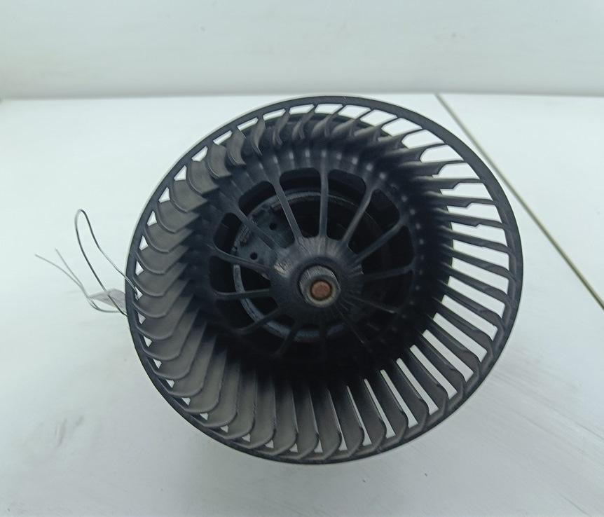 моторчик печки Ford Focus II 2007, 2.0 л., бензин, АКПП, серый, универсал, 3M5H18456EC