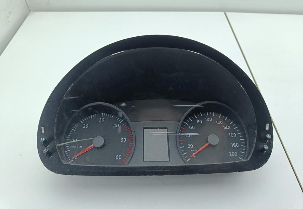 приборная панель Volkswagen Crafter 1 поколение 2006, 2.5 л., дизель, МКПП, белый, микроавтобус, HVW9064465021, 2E0920840F - фото №1